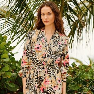 Lilly Pulitzer Philippa V-neck stretch dress
Size 10 
New with tags